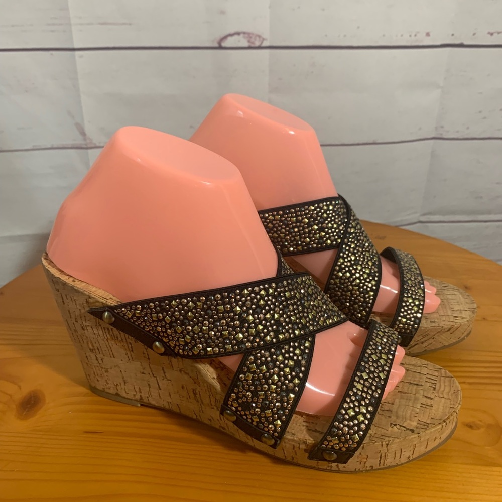 Bumper Women's Shoes Size 8.5 Black Studded Wedge Sandals Black Cork heel